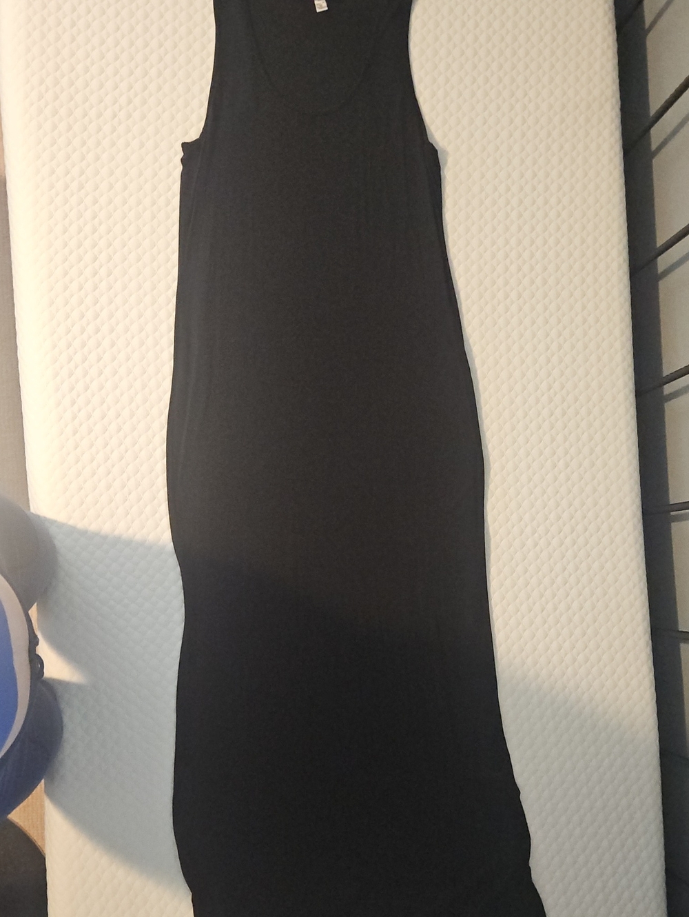 Sleeveless Scoop Neck Maxi Dress